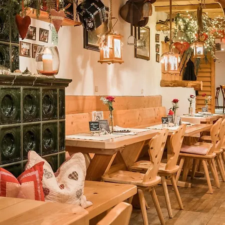 Hydepark 3* Haidkapelle